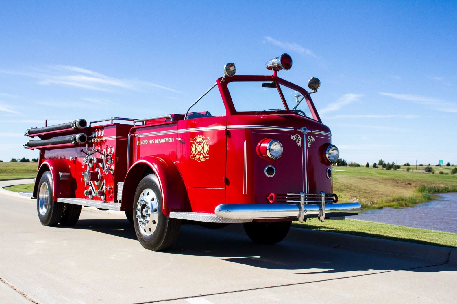 American LeFrance Parade Truck (JPG)